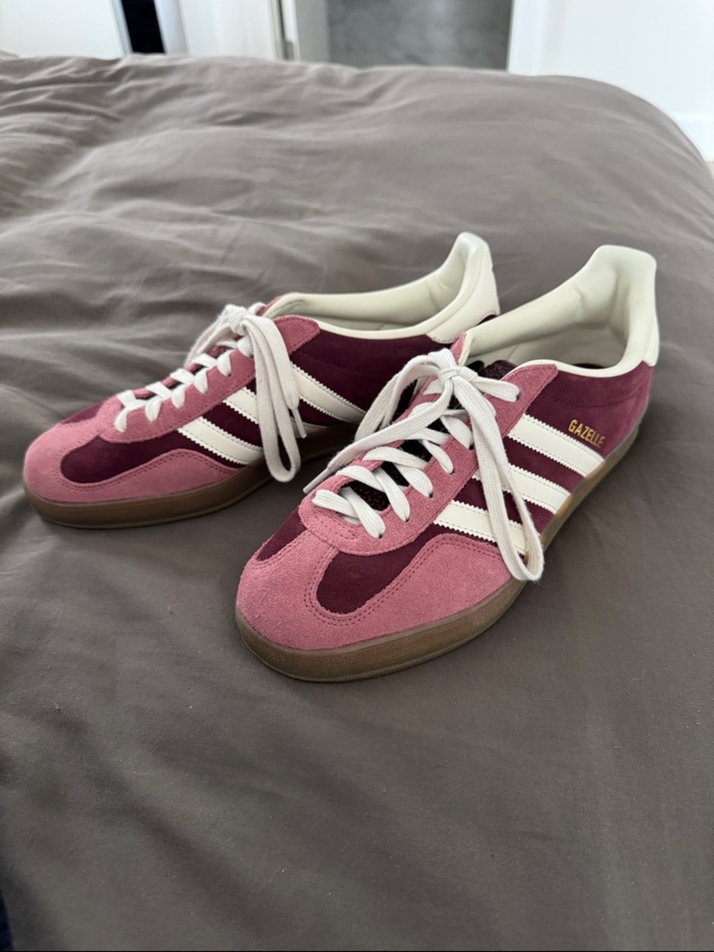 Men’s adidas Gazelle Pink and Burgundy Suede Sneakers. Approx women’s size 11.